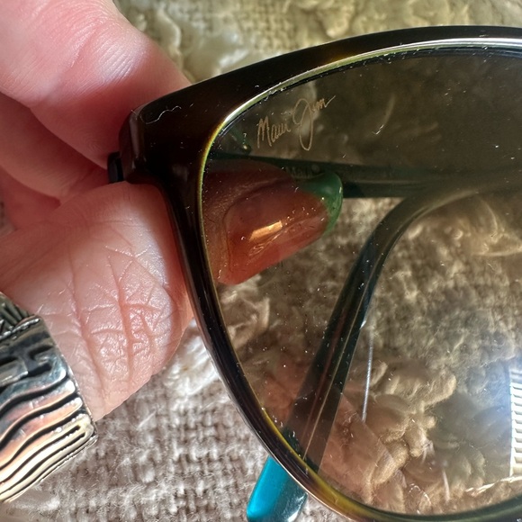 Tortoise Shell Sunglasses - Picture 6 of 8